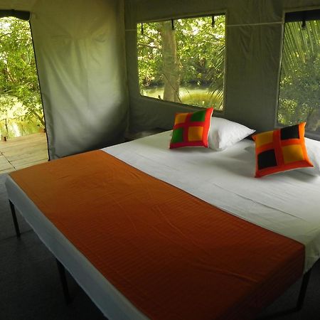 Makulu Safari Camping Udawalawe Eksteriør billede