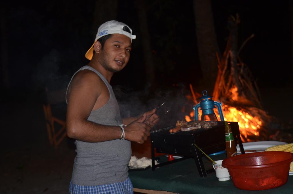 Makulu Safari Camping Udawalawe Eksteriør billede