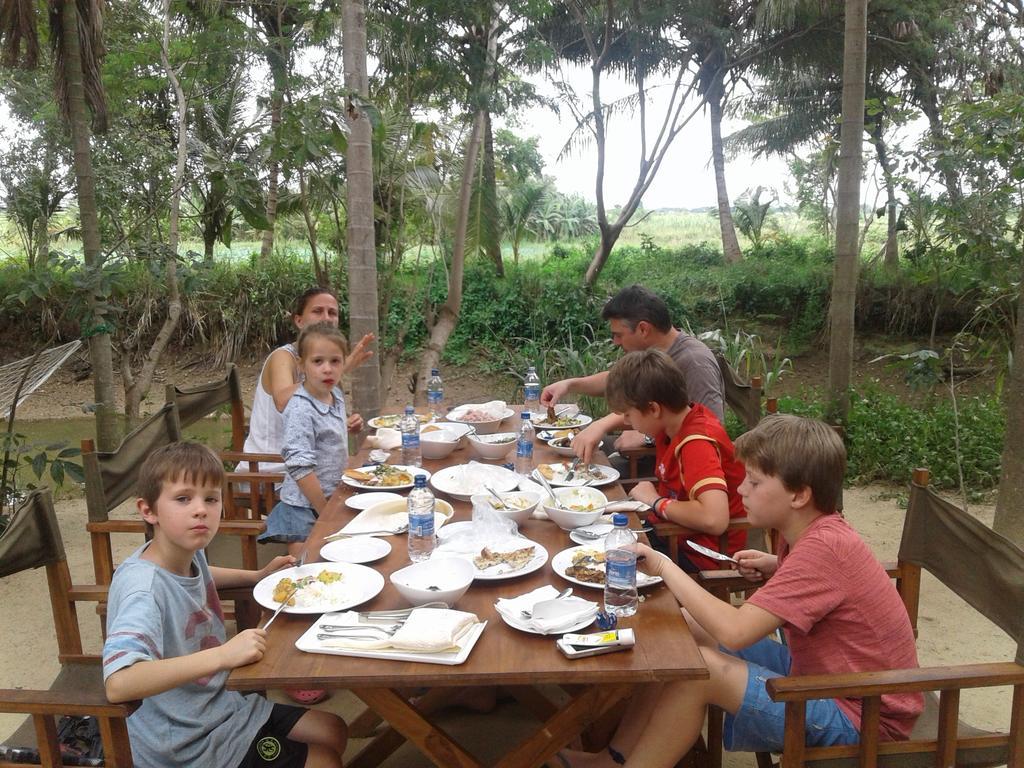 Makulu Safari Camping Udawalawe Eksteriør billede
